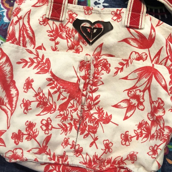 ROXY TOTE 🌸🌊🤙 - Picture 1 of 10